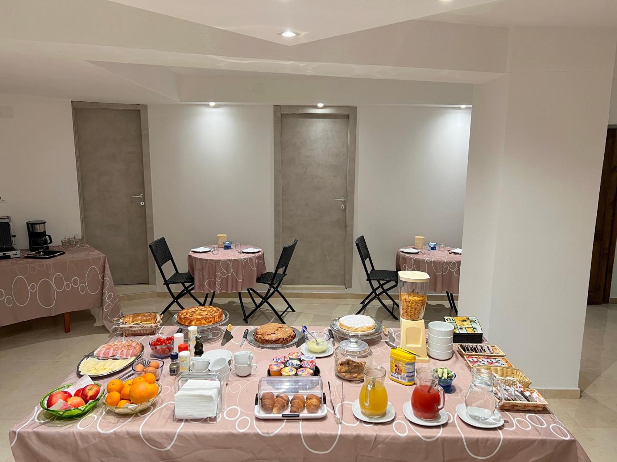 马格拉鲁2号住宿加早餐酒店 阿尔盖罗 外观 照片